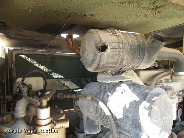 image for item DD5936 1990 Ingersoll Rand 185W air compressor