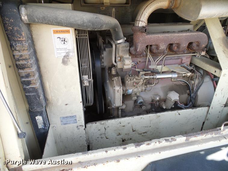 image for item DD5936 1990 Ingersoll Rand 185W air compressor