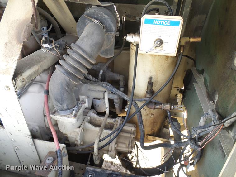 image for item DD5936 1990 Ingersoll Rand 185W air compressor