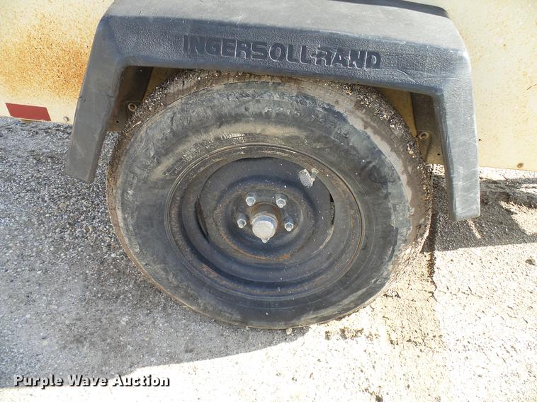image for item DD5936 1990 Ingersoll Rand 185W air compressor
