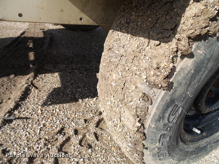 image for item DD5936 1990 Ingersoll Rand 185W air compressor