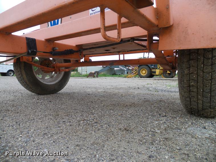 image for item DD5940 2002 Wanco WTSP55 arrow board