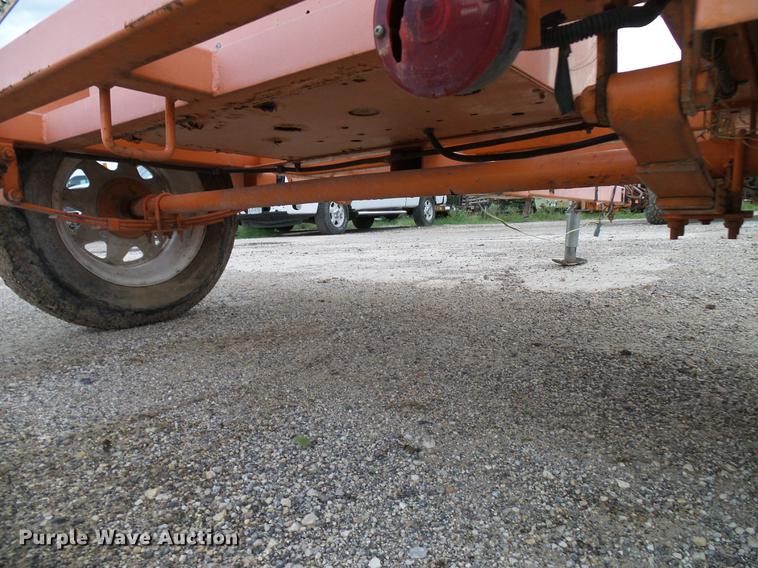 image for item DD5940 2002 Wanco WTSP55 arrow board