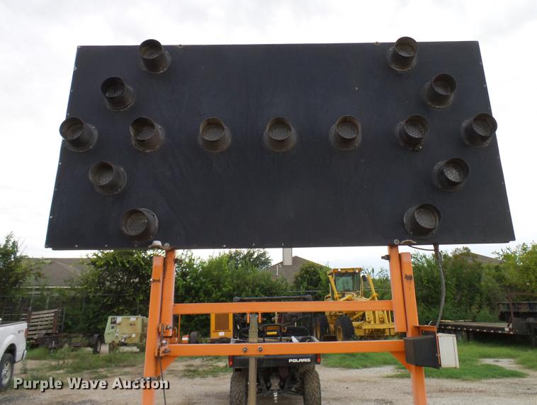 image for item DD5940 2002 Wanco WTSP55 arrow board