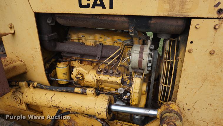 image for item DD6537 1974 Caterpillar D3 dozer
