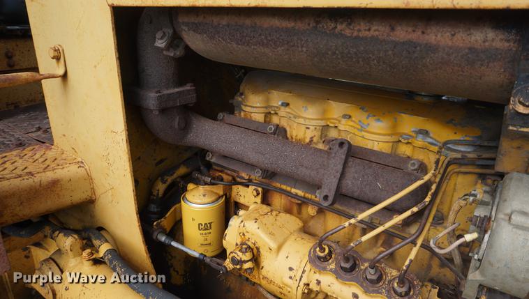image for item DD6537 1974 Caterpillar D3 dozer