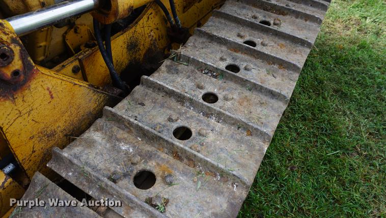 image for item DD6537 1974 Caterpillar D3 dozer