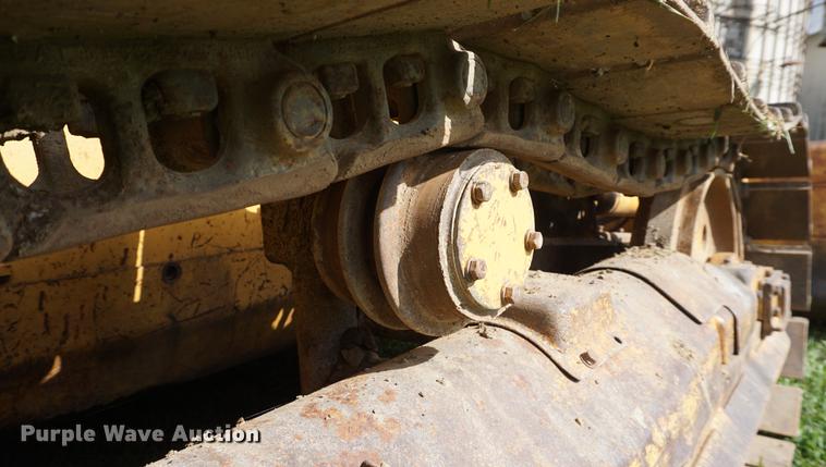image for item DD6537 1974 Caterpillar D3 dozer