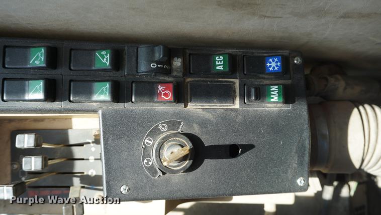 image for item DD6552 1995 Caterpillar M318 rubber tire excavator