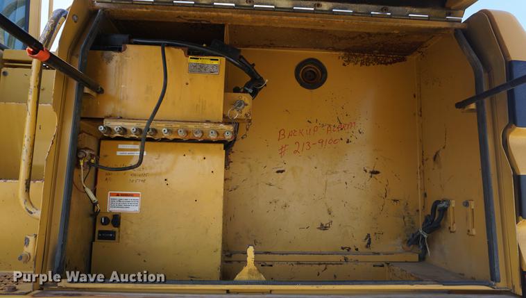 image for item DD6552 1995 Caterpillar M318 rubber tire excavator