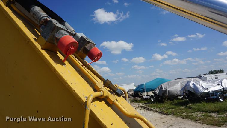 image for item DD6552 1995 Caterpillar M318 rubber tire excavator