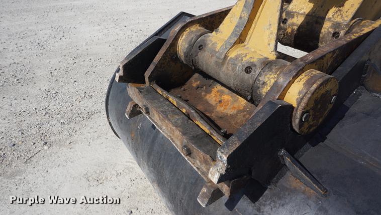 image for item DD6552 1995 Caterpillar M318 rubber tire excavator