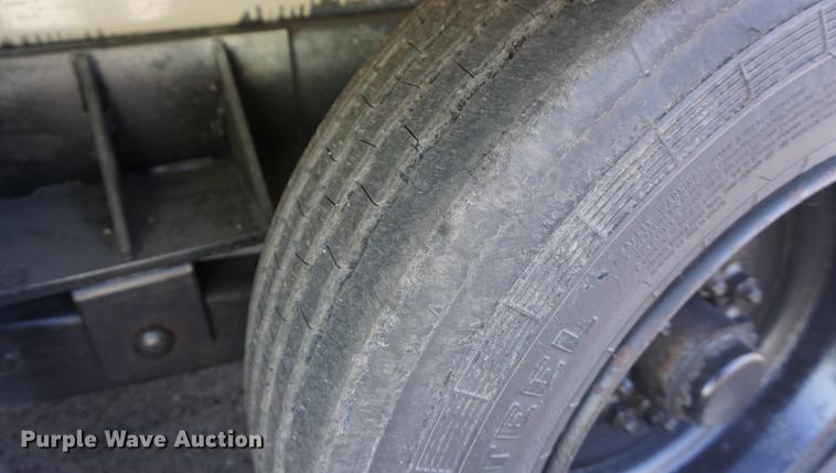 image for item DD6553 1996 Ingersoll Rand P1600WCJ air compressor