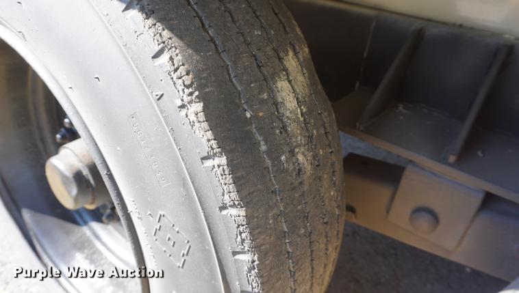 image for item DD6553 1996 Ingersoll Rand P1600WCJ air compressor