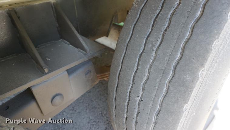 image for item DD6553 1996 Ingersoll Rand P1600WCJ air compressor