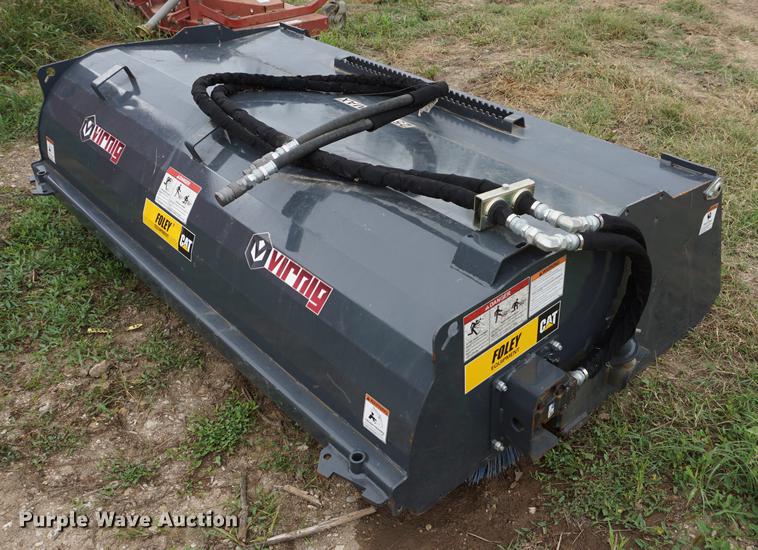 image for item DD6559 Virnig skid steer sweeper