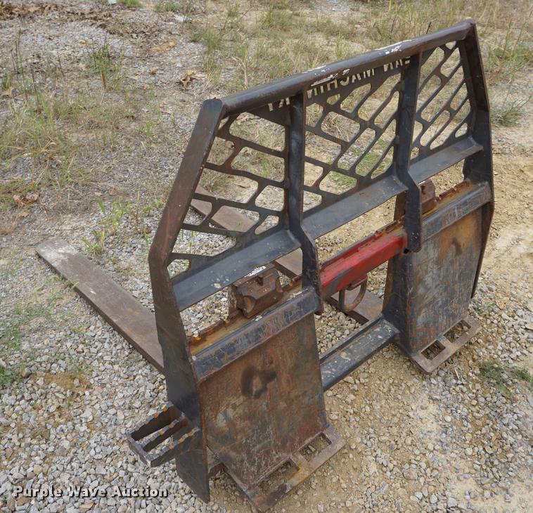 image for item DD6560 48"L skid steer pallet forks