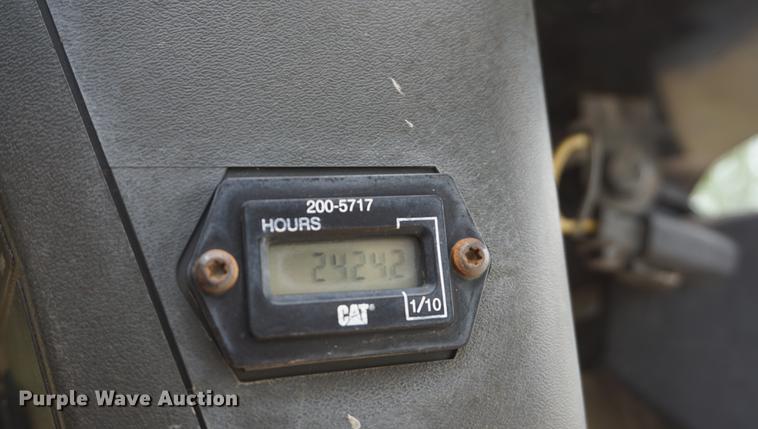 image for item DD6561 2007 Caterpillar 236B2 skid steer