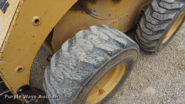 image for item DD6561 2007 Caterpillar 236B2 skid steer