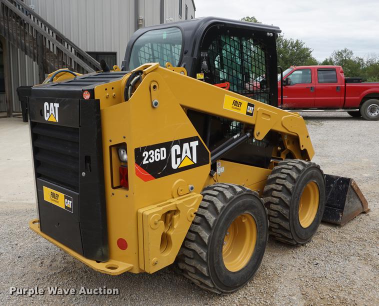 image for item DD6562 2015 Caterpillar 236D skid steer