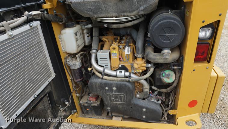 image for item DD6562 2015 Caterpillar 236D skid steer