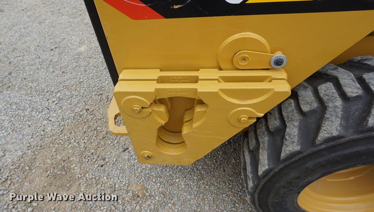 image for item DD6562 2015 Caterpillar 236D skid steer