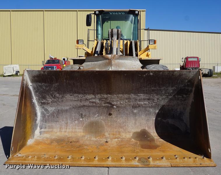 image for item DD6589 2008 Volvo L180F wheel loader