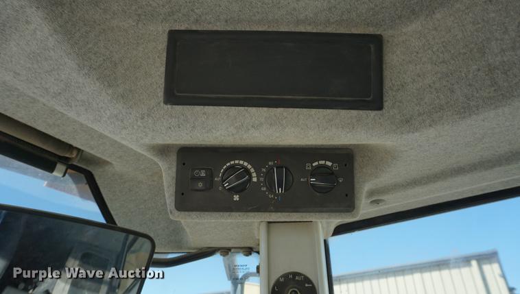 image for item DD6589 2008 Volvo L180F wheel loader