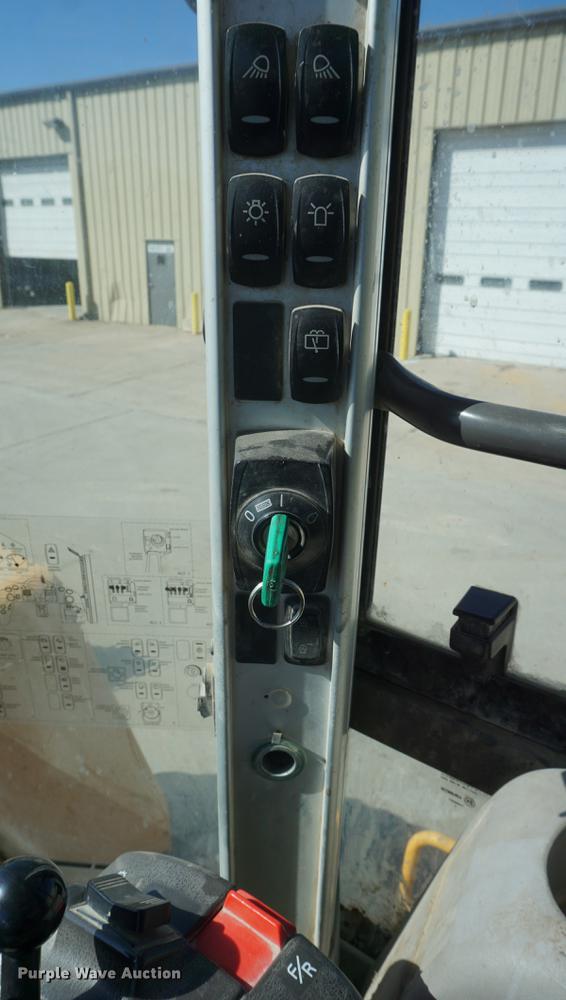 image for item DD6589 2008 Volvo L180F wheel loader