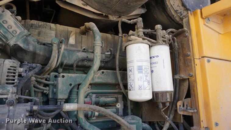 image for item DD6589 2008 Volvo L180F wheel loader