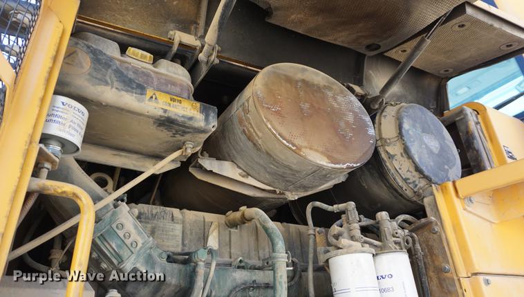 image for item DD6589 2008 Volvo L180F wheel loader