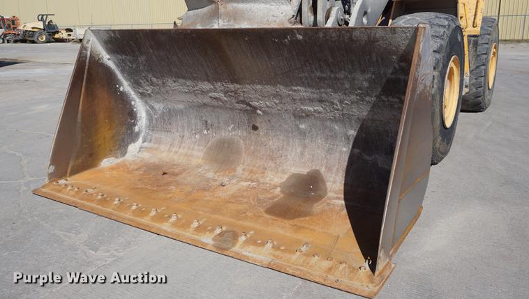 image for item DD6589 2008 Volvo L180F wheel loader