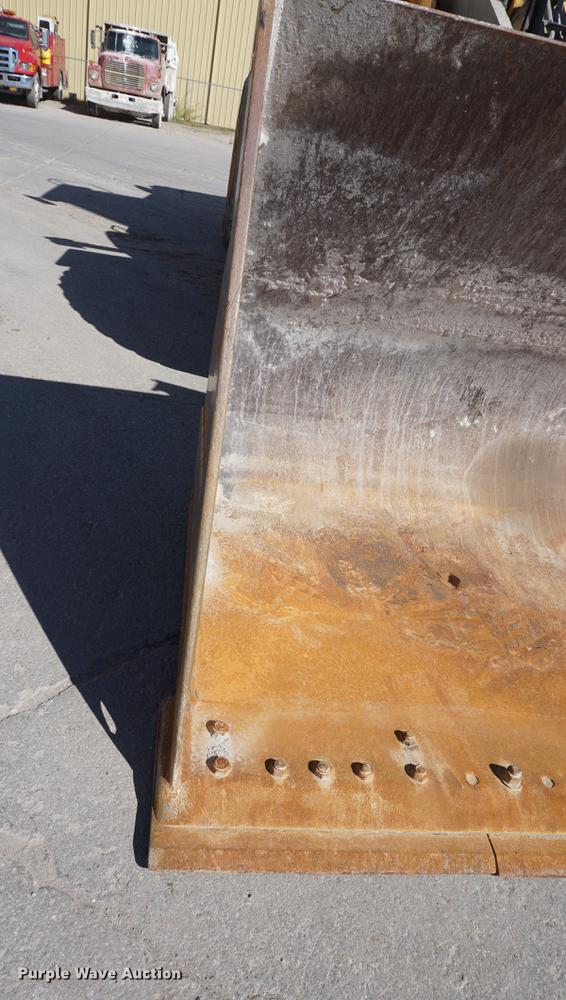 image for item DD6589 2008 Volvo L180F wheel loader