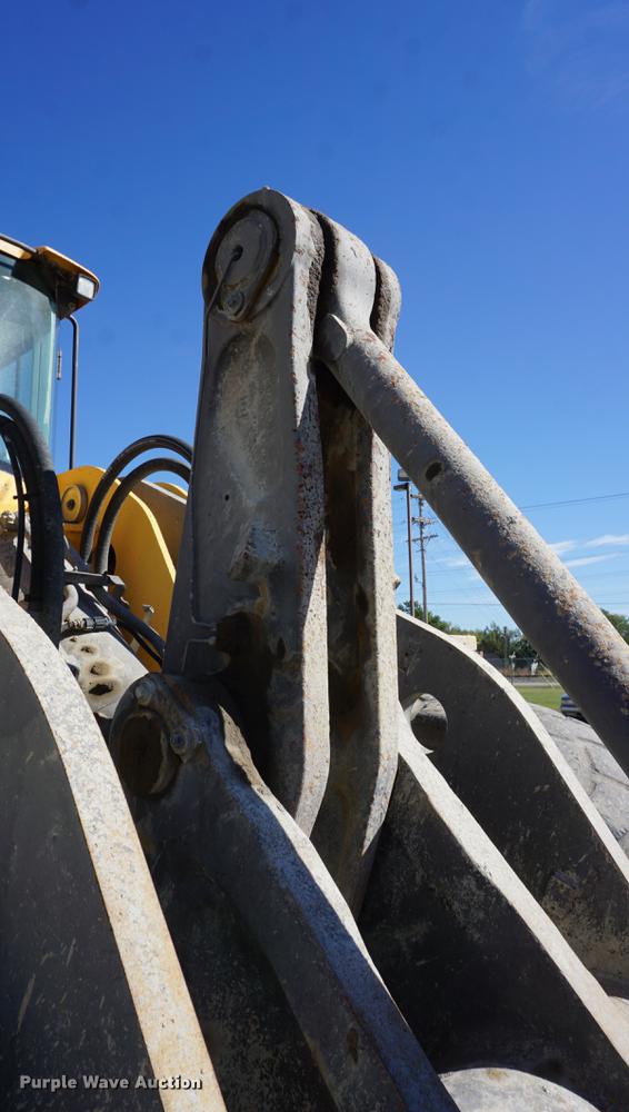 image for item DD6589 2008 Volvo L180F wheel loader