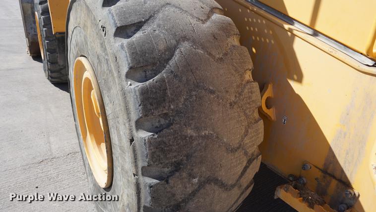 image for item DD6589 2008 Volvo L180F wheel loader