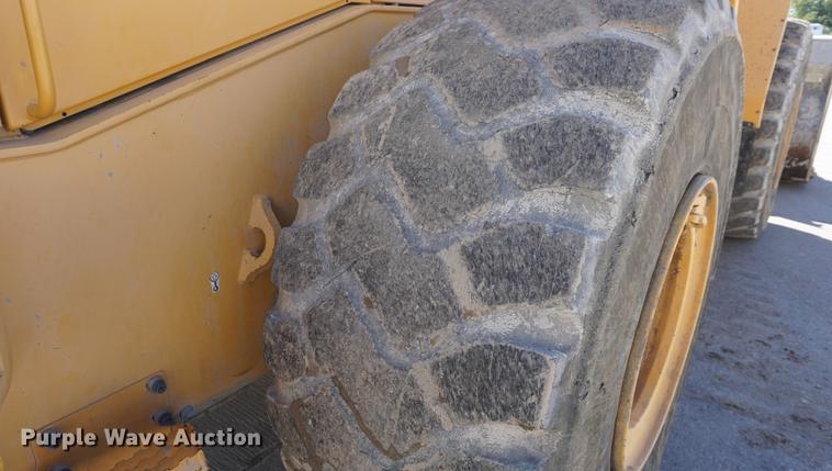 image for item DD6589 2008 Volvo L180F wheel loader