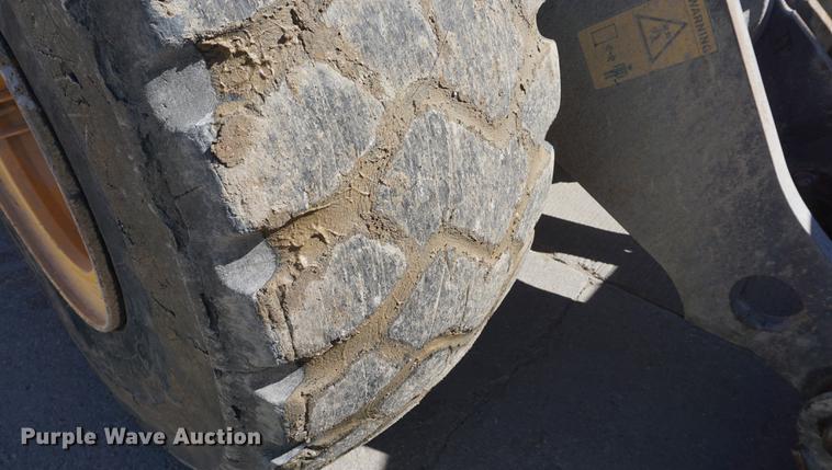 image for item DD6589 2008 Volvo L180F wheel loader
