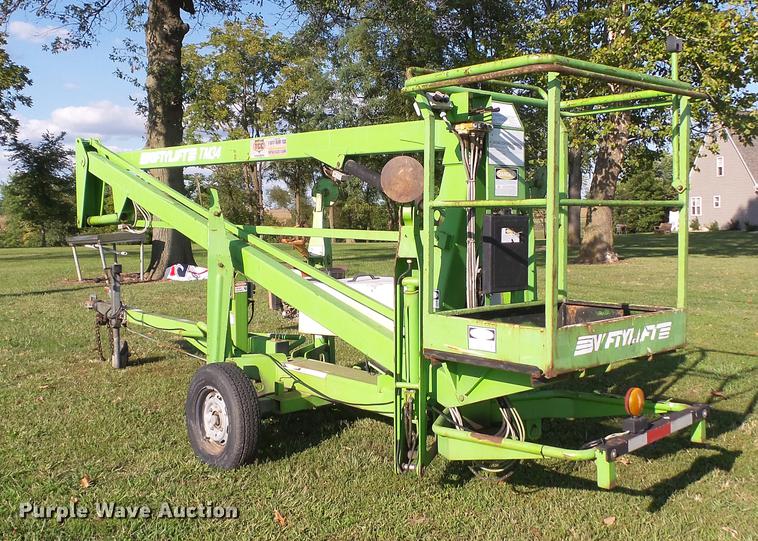 image for item DD7394 1998 Niftylift TM34HGE boom lift