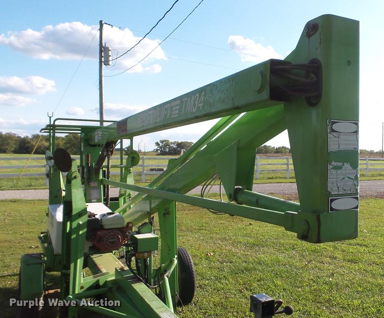 image for item DD7394 1998 Niftylift TM34HGE boom lift