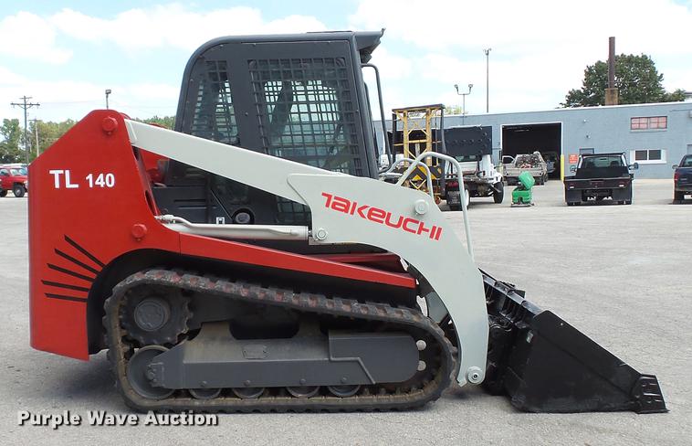 image for item DD7402 2004 Takeuchi TL140 skid steer
