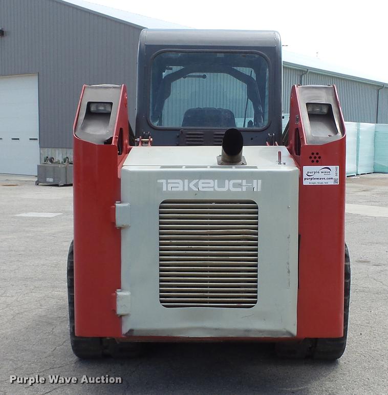 image for item DD7402 2004 Takeuchi TL140 skid steer