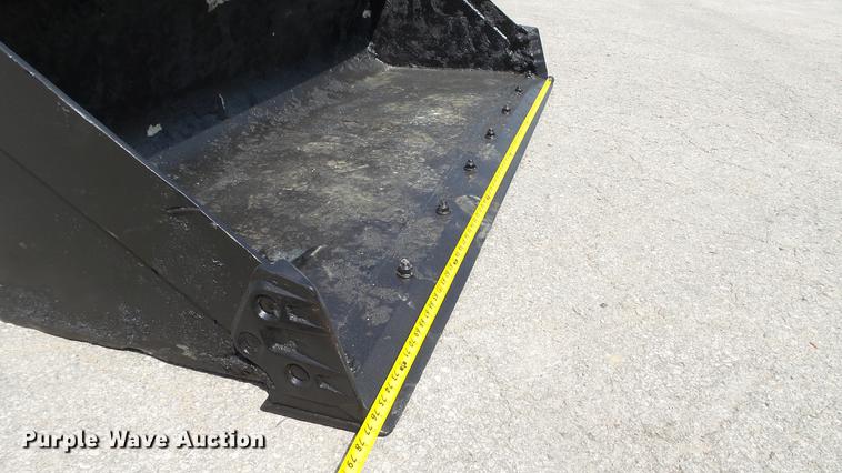 image for item DD7402 2004 Takeuchi TL140 skid steer