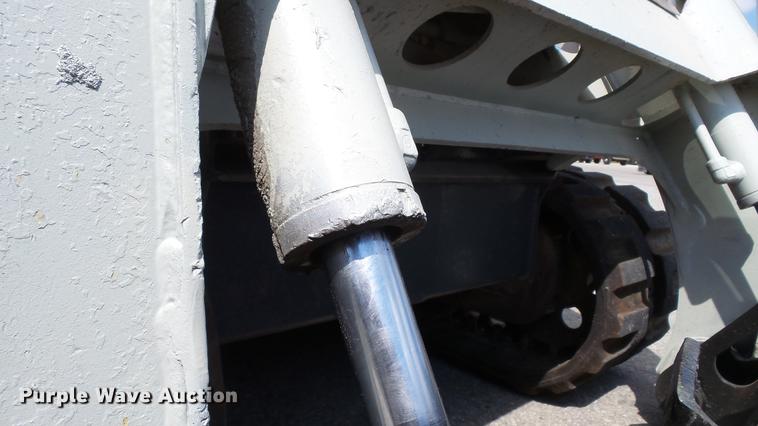 image for item DD7402 2004 Takeuchi TL140 skid steer