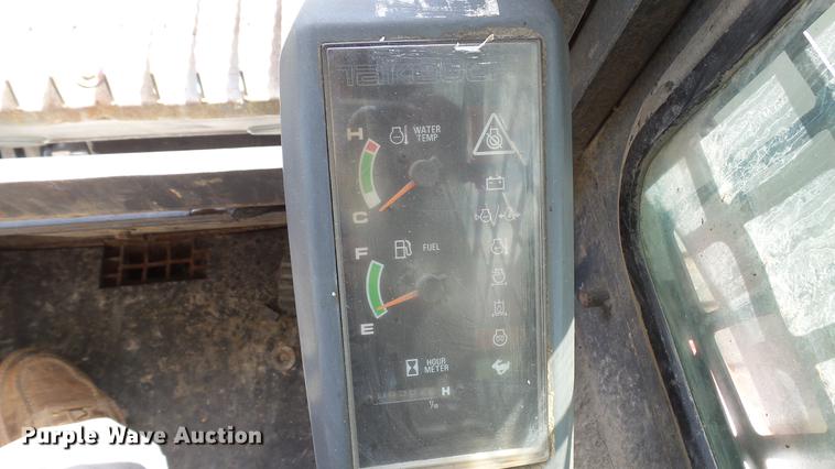 image for item DD7402 2004 Takeuchi TL140 skid steer