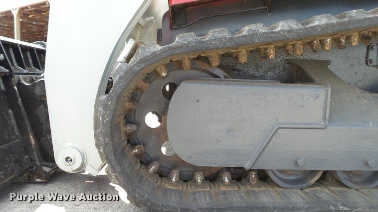 image for item DD7402 2004 Takeuchi TL140 skid steer