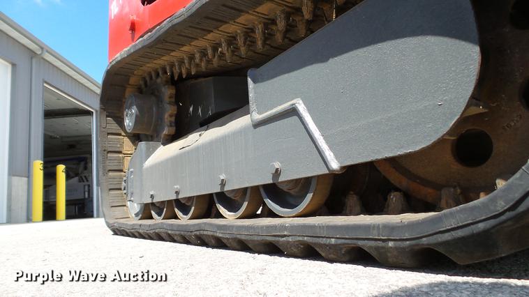 image for item DD7402 2004 Takeuchi TL140 skid steer