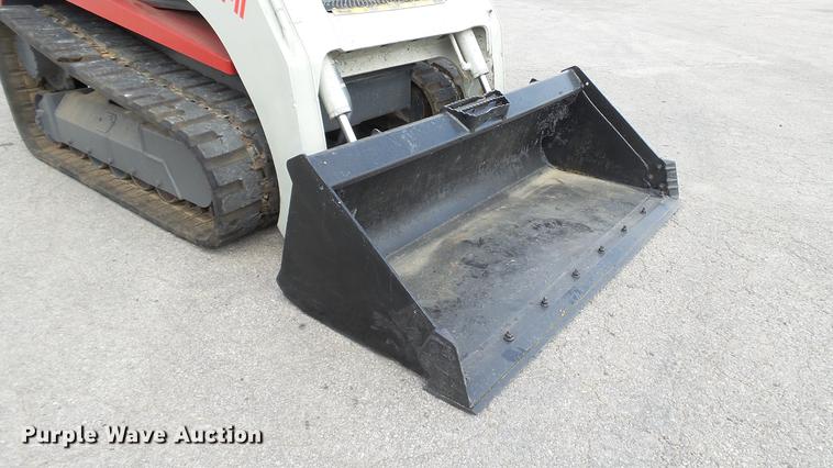 image for item DD7403 2011 Takeuchi TL250 skid steer