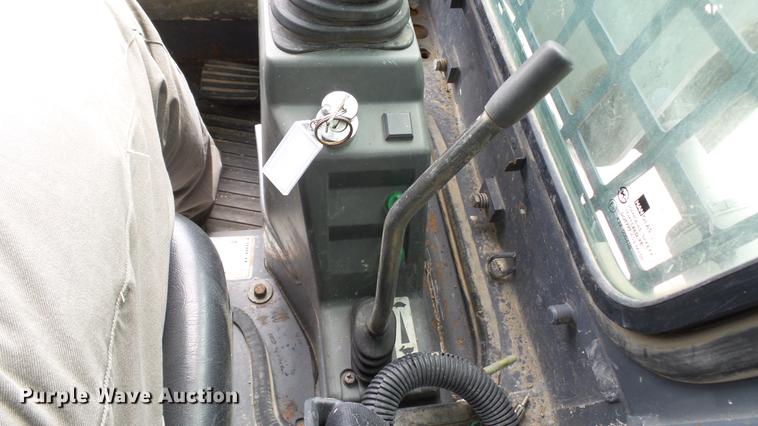 image for item DD7403 2011 Takeuchi TL250 skid steer