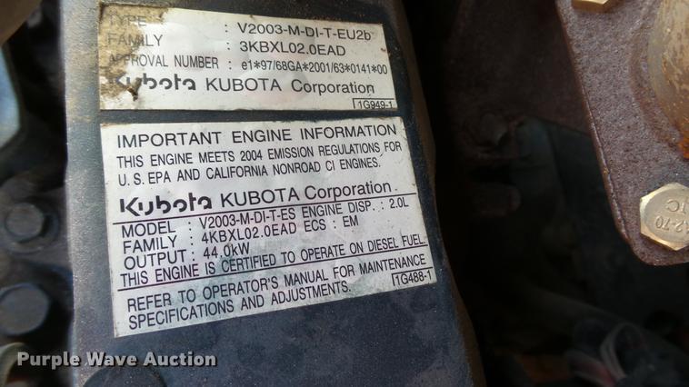 image for item DD7404 2003 Bobcat S160 skid steer