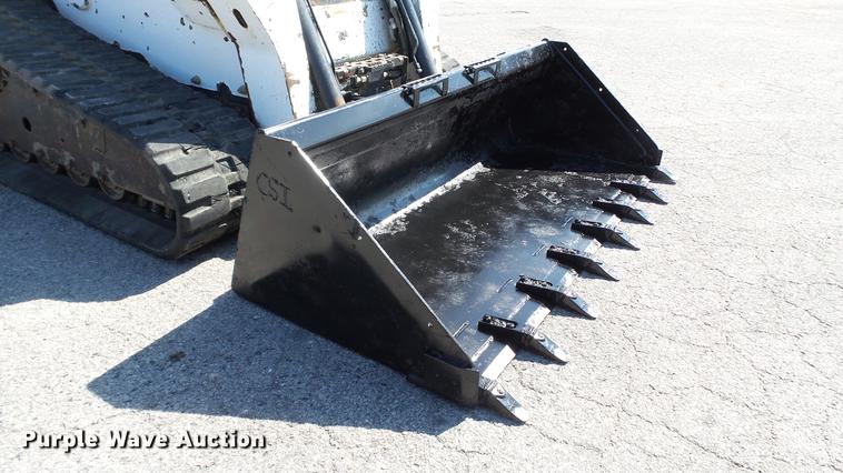 image for item DD7405 2013 Bobcat T770 skid steer